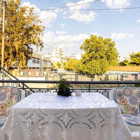 Kalamata'S Sunny Retreat Near The Historic Center Buitenkant foto
