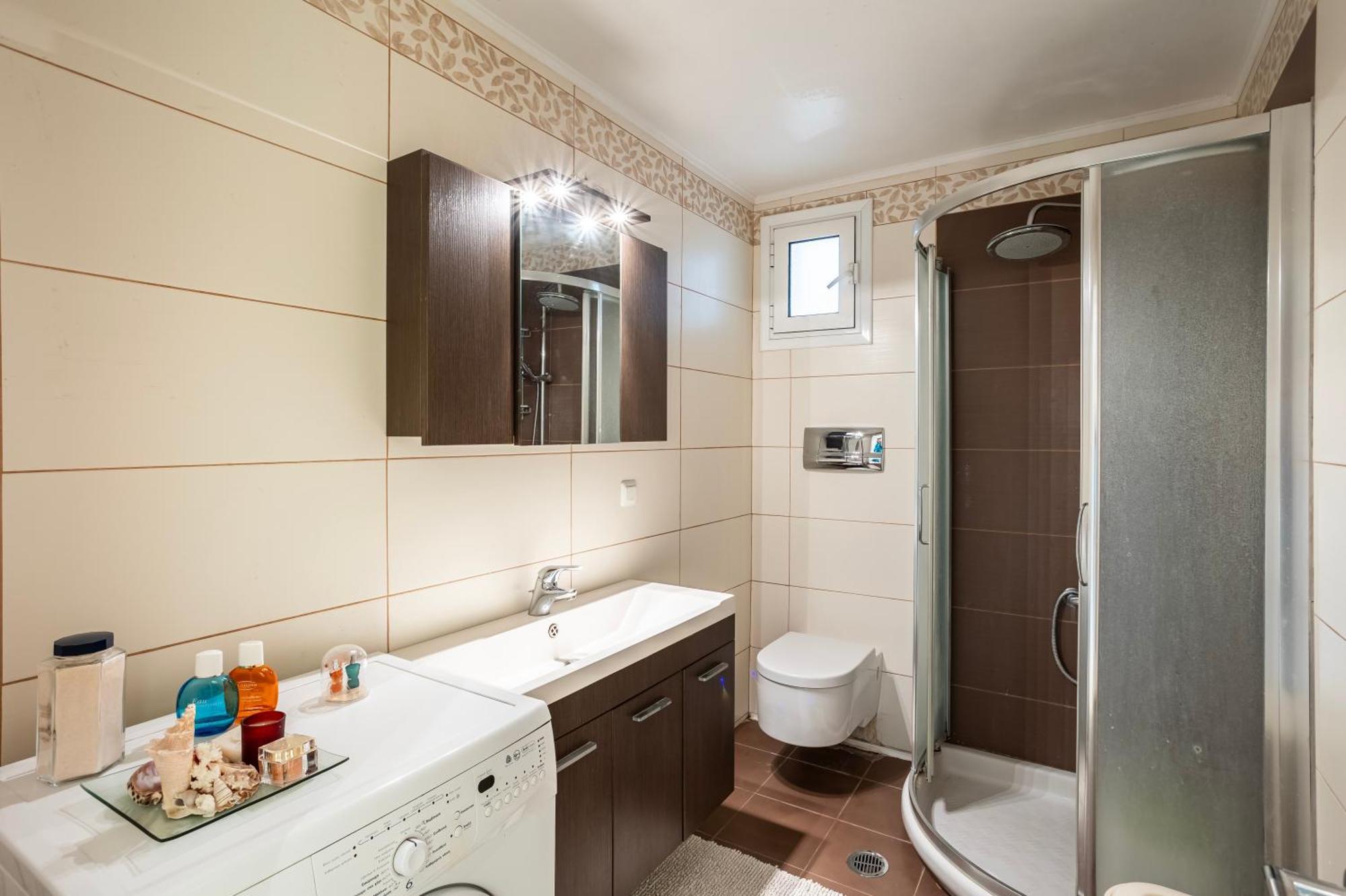 Kalamata'S Sunny Retreat Near The Historic Center Buitenkant foto